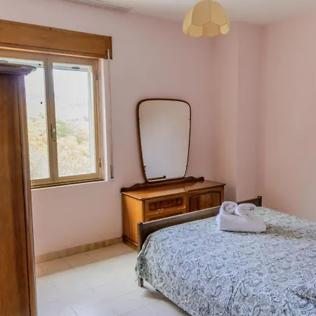 Alessio Appartement *