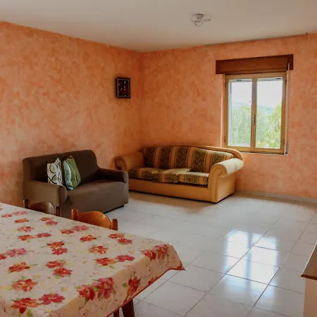Apartment Alessio *